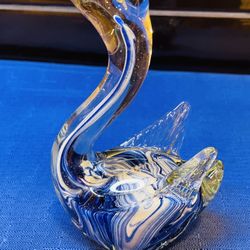 Beautiful Blue Swirl Art Glass Swan 