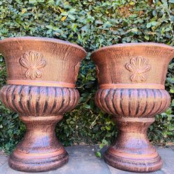 Set of 2 Extra Large Pedestal Flower Pot Planters