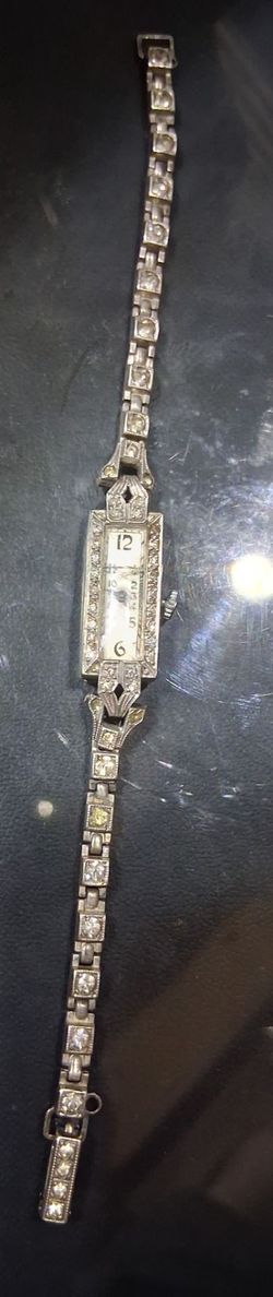 Vintage Art Deco Platinum/silver and Diamond Women's Wristwatch
