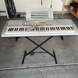 Keyboard/piano 