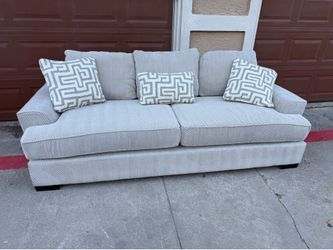 Large Modern Sofa - Clean, Comfortable