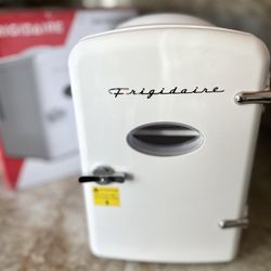 Frigidaire Mini Fridge