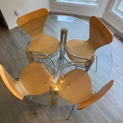 Dining Room Table 