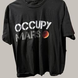 Occupy Mars size XL T-shirt, like new