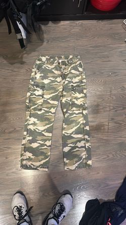 Men’s Carhartt cargo pants