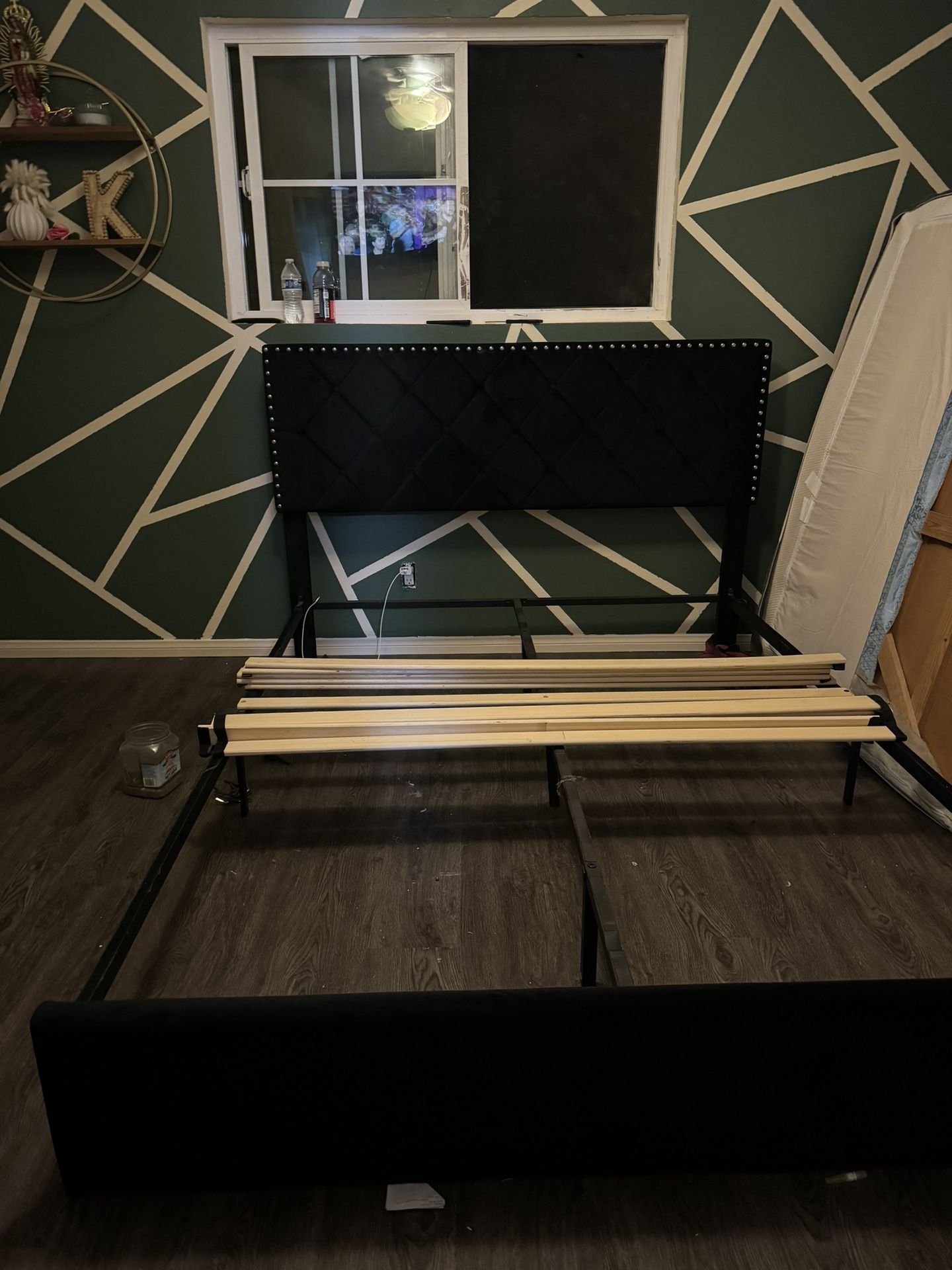 Black Bed Frame With Headboard