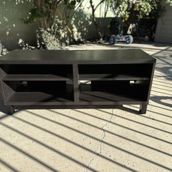Tv Stand … 4ft Wide 