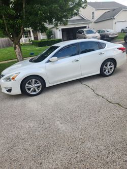 Nisan altima