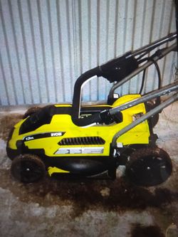 Lawnmower