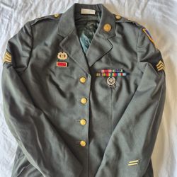 Vintage U.S. Army Dress Green Jacket Uniform Coat W/ Patches 