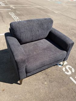 Like new sofa chair 41w 29d 34h to pillow top