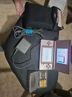 Nintendo DS lite