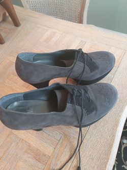 Gray Suede Lace-Up Heeled Oxford Shoes 9M