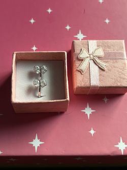 1 Carat 925 Sterling Silver with Butterfly Moissanite Butterfly Earrings