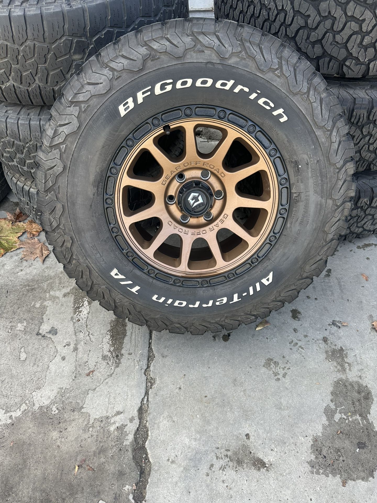 285/70/17 BFGOODRICH Alterrain