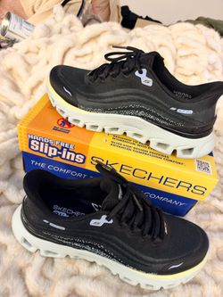 Skechers