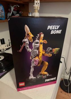 LEGO Fortnite Peely Bone 77072