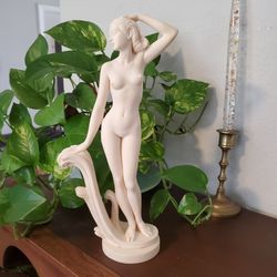 Vintage Yifestos Handmade Alabaster Goddess Aphrodite Sculpture 