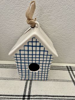 Rae Dunn Perch Birdhouse  Brand new!