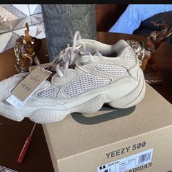Yeezy 500 Size 8.5