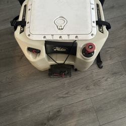 Hobie XL Livewell Bait Tank