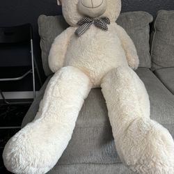 Giant Teddy Bear