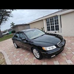 Hyundai Azera 