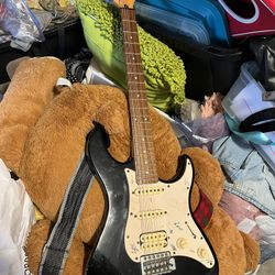 Yamaha Electric Guitar, Not Working, decorative. 