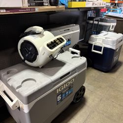 Igloo Latitude 62 Roller Coolers