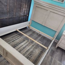 Queen Bedframe Beige