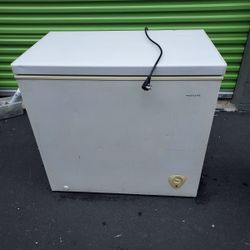 Chest  Freezer 