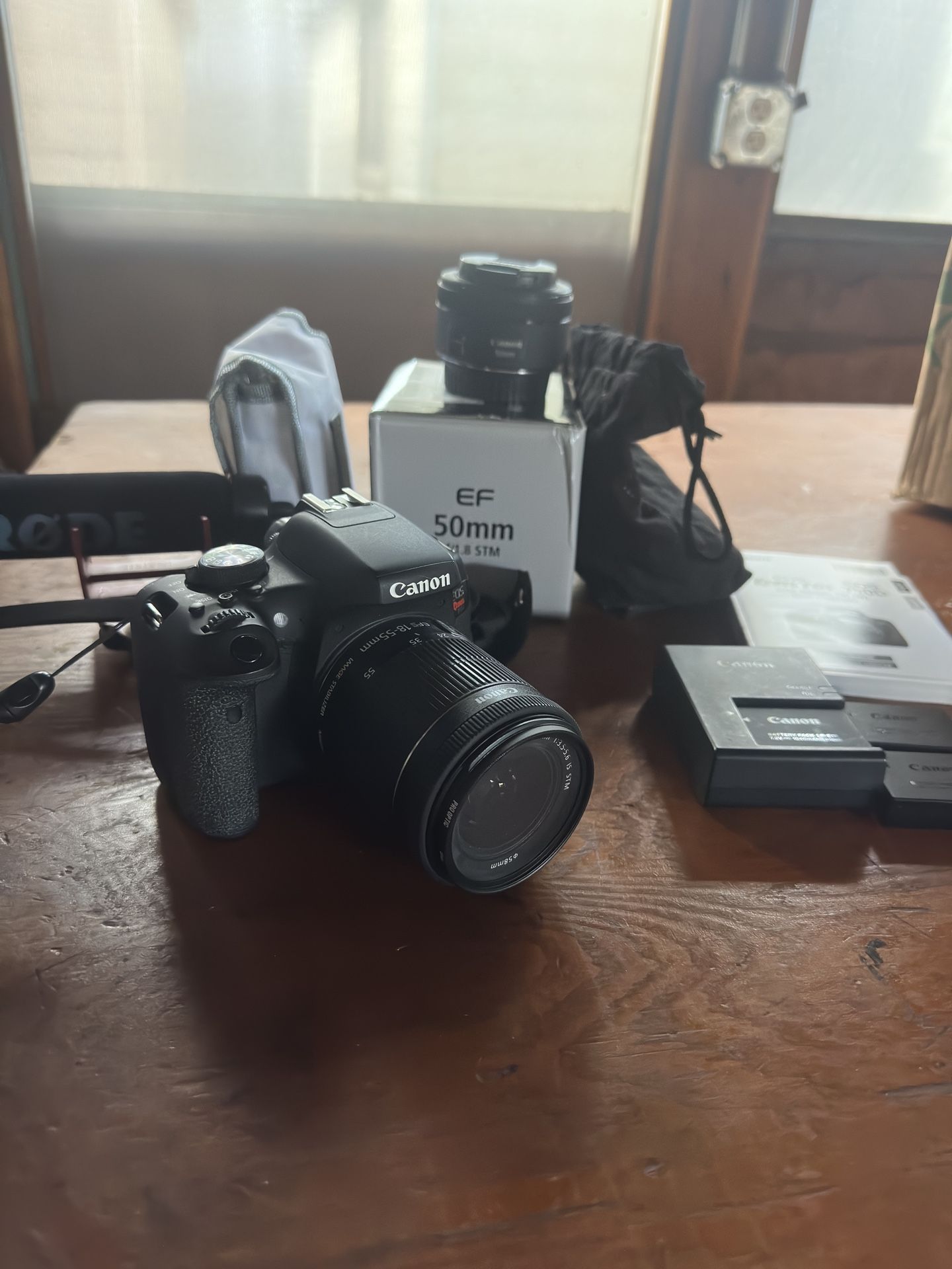 Canon T6i DSLR With Lenses
