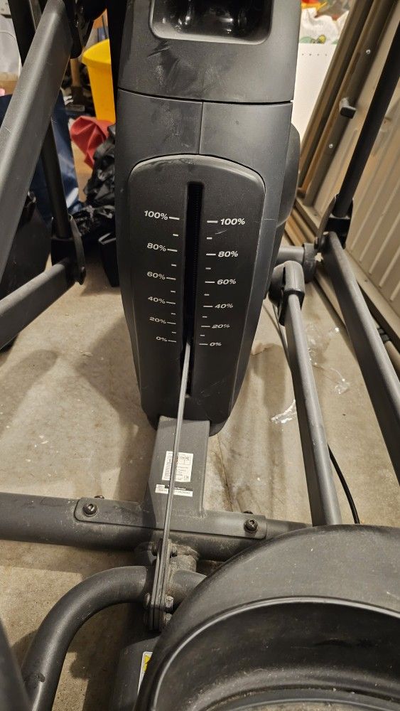 Schwinn 470 Journey 4.5 Precision Path Elliptical for Sale in