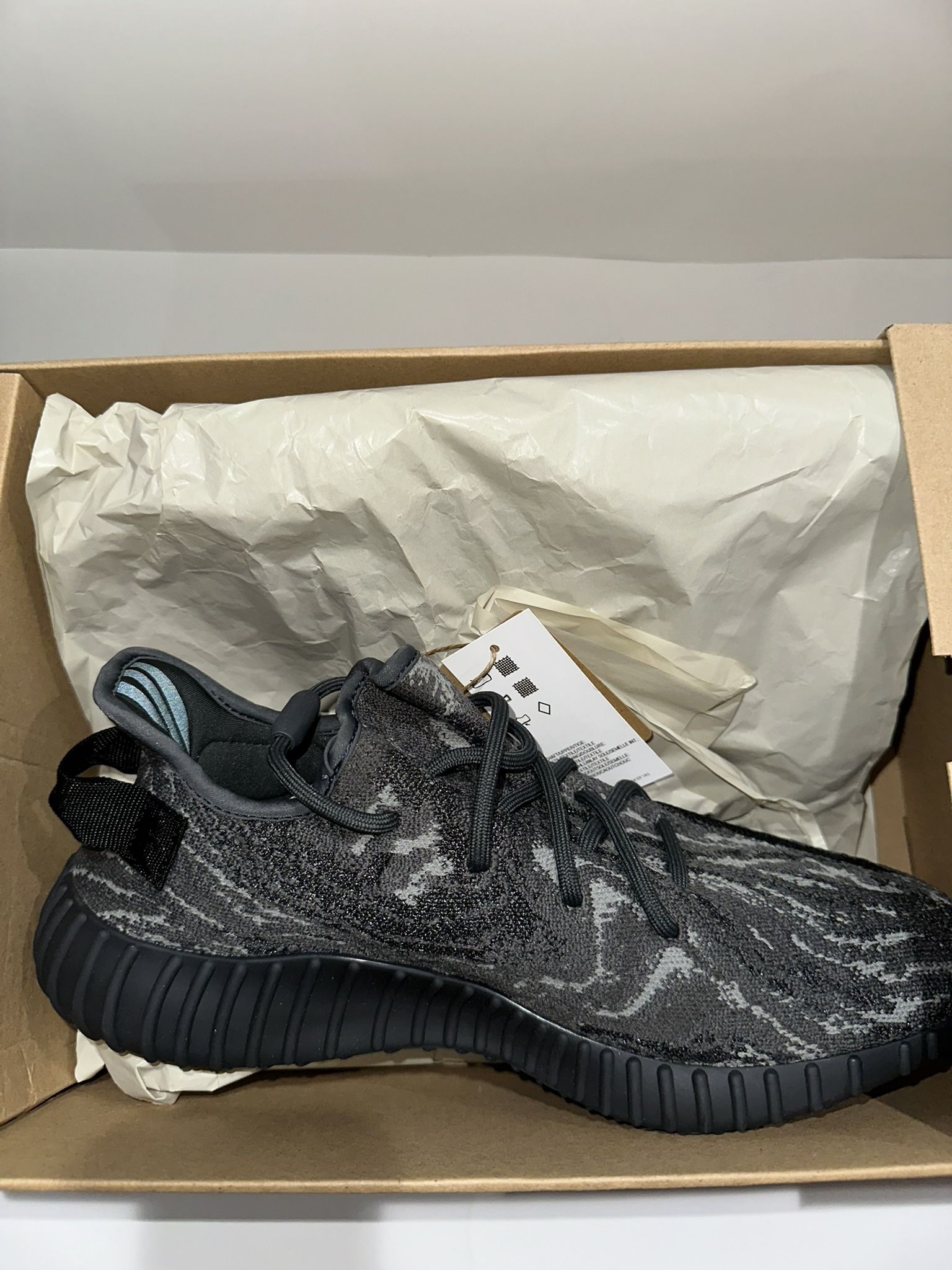 adidas Yeezy Boost 350 V2 MX Dark Salt size 10 mens 