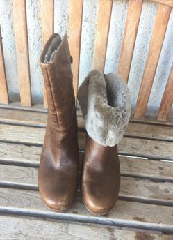 UGG brown leather boots size 11