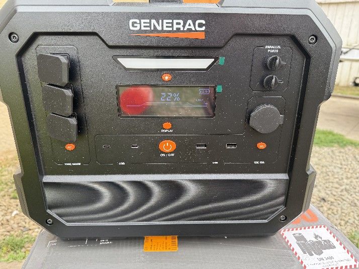 Generac 1600W Output / 3200 Peak 2106Wh Portable Battery Power Station with Push Button Start GB200