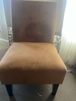 Accent chair