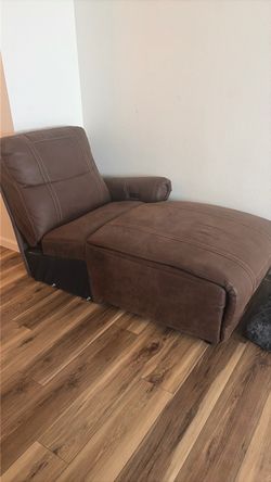 Free Chaise