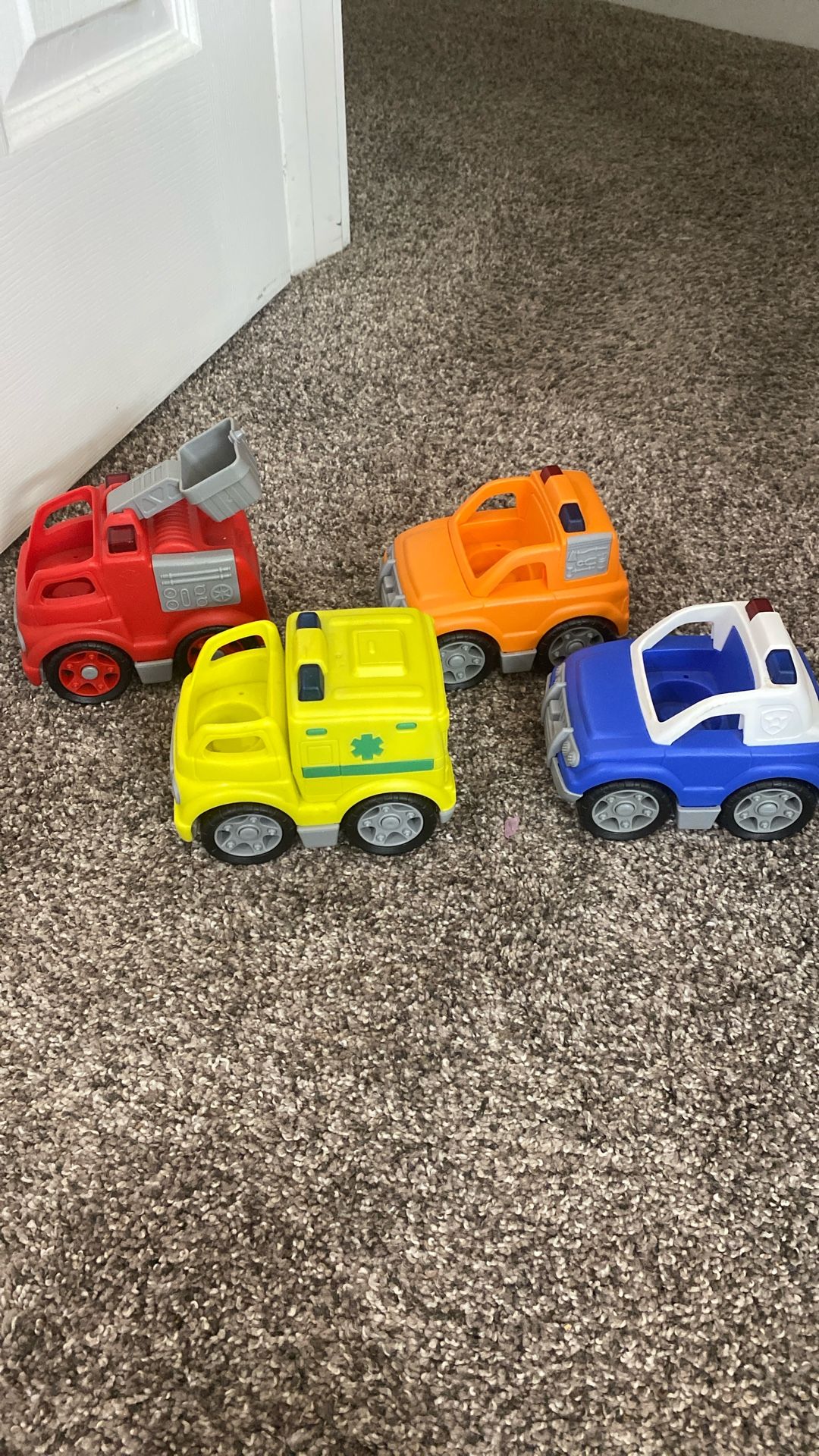 Play go Emergency Squad Vehicles- Set Of 4