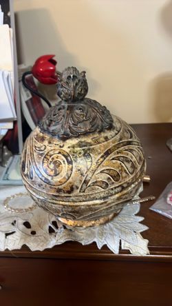 Vintage style jar