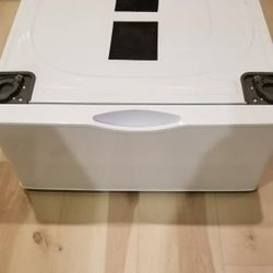 Free-Samsung - Washer/Dryer Laundry Pedestal with Storage Drawer - White