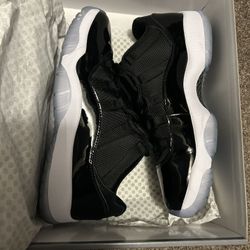 Jordan 11 Space Jams