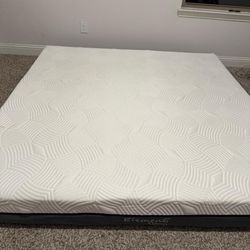 King Mattress Element - Hardly used 