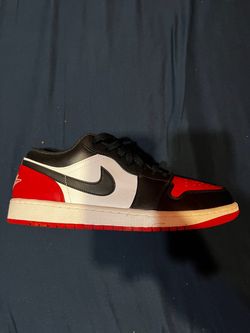 Air Jordan 1 Low Bred Toe Sneaker
