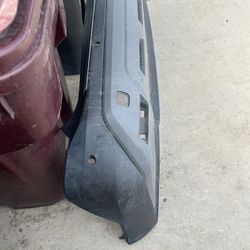 Nissan rogue 2021 and 2022 and 2023 rear bumper 
