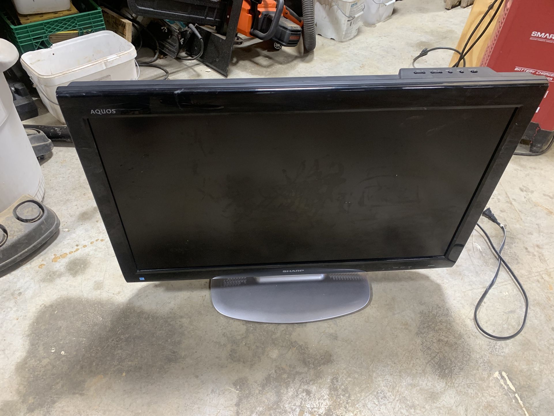 Sharp Tv 30”