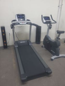 Life fitness Lifefitness treadmill and elliptical-I can deliver