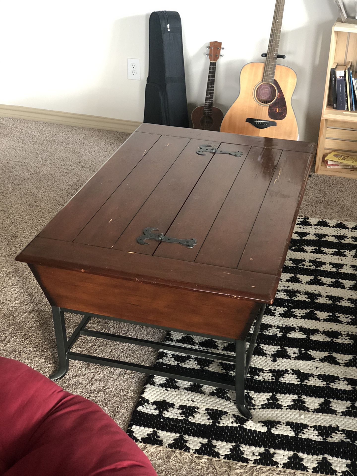 Vintage Coffee Table and End Table