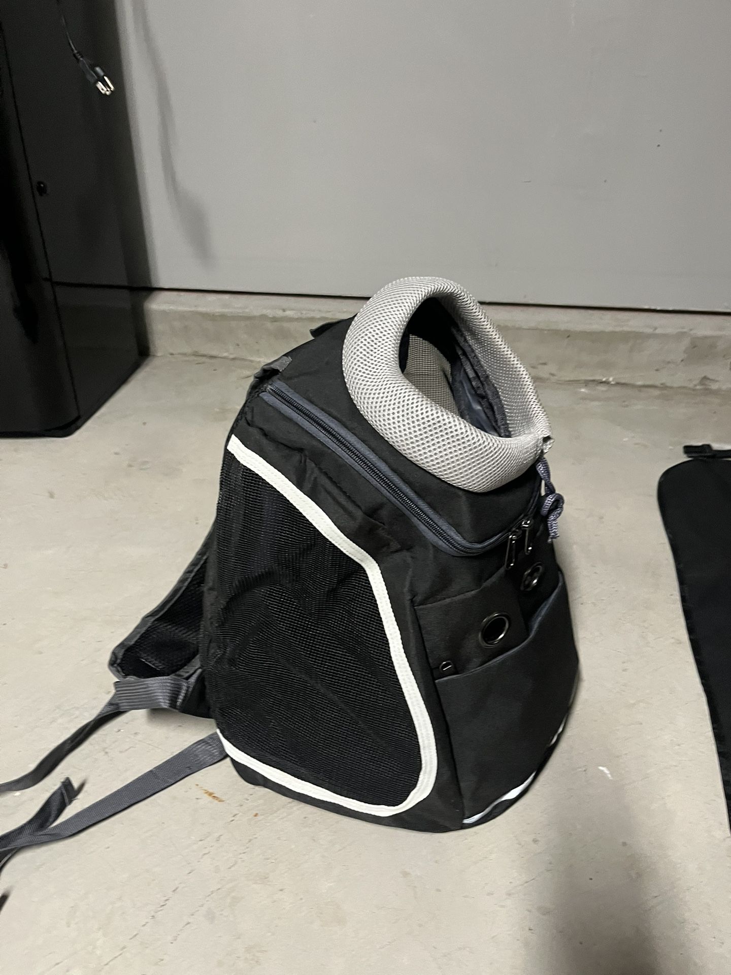 Dog Carrier/backpack