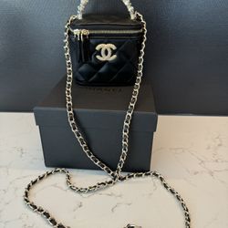 Chanel Beauty Makeup Case Pouch Purse Bag Vanity Chain